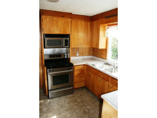 1113 Presidio Boulevard, Pacific Grove, California 93950