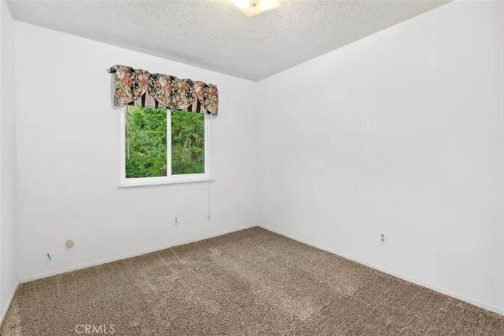 39566 Clearwater Drive, Oak Glen, California 92399
