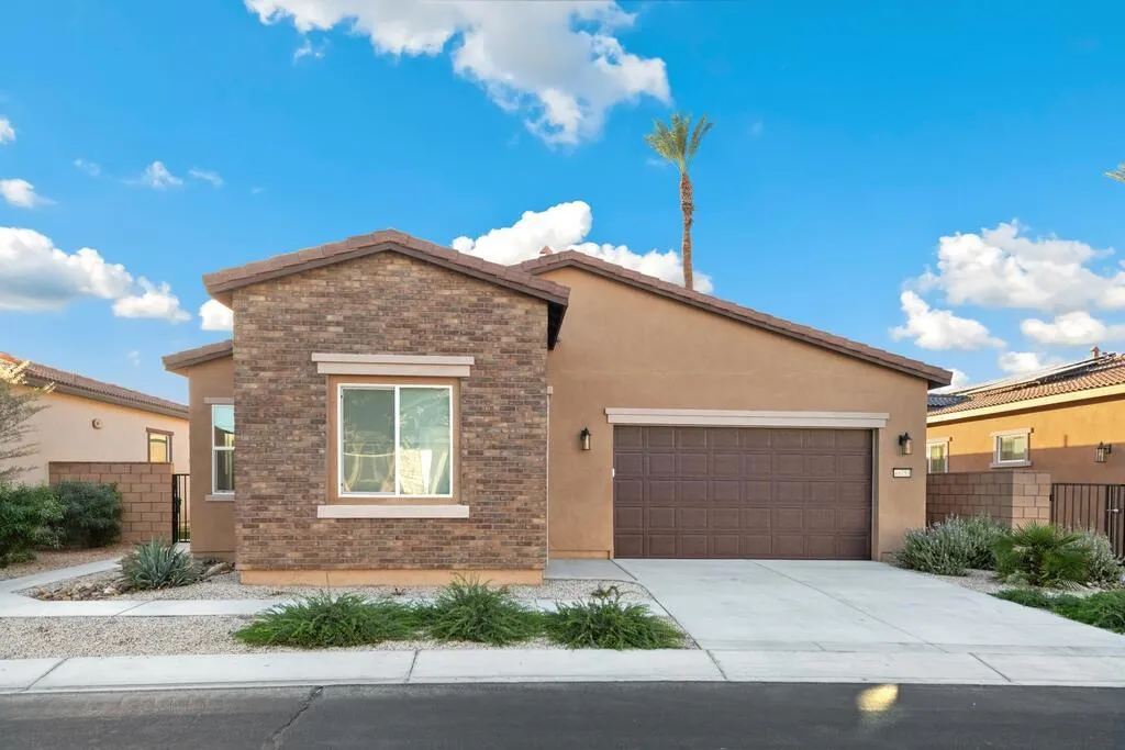 48753 Barrymore Street, Indio, California 92201 home-pic-0
