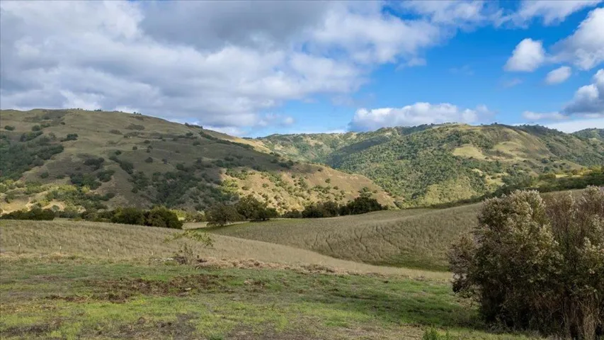 16280 Oak Canyon Drive, Morgan Hill, California 95037