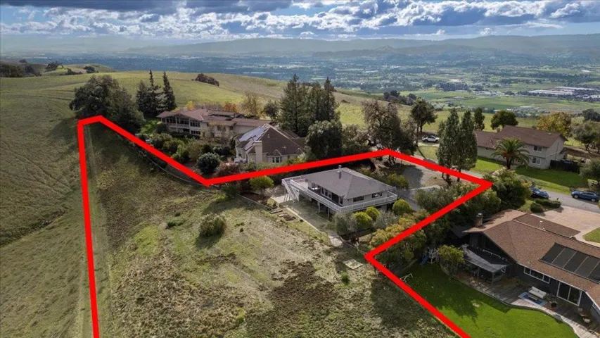 16280 Oak Canyon Drive, Morgan Hill, California 95037