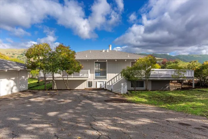 16280 Oak Canyon Drive, Morgan Hill, California 95037