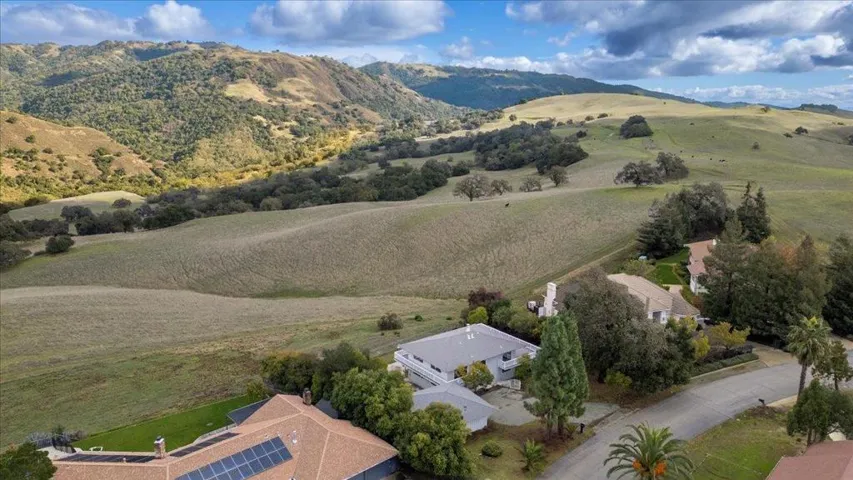 16280 Oak Canyon Drive, Morgan Hill, California 95037