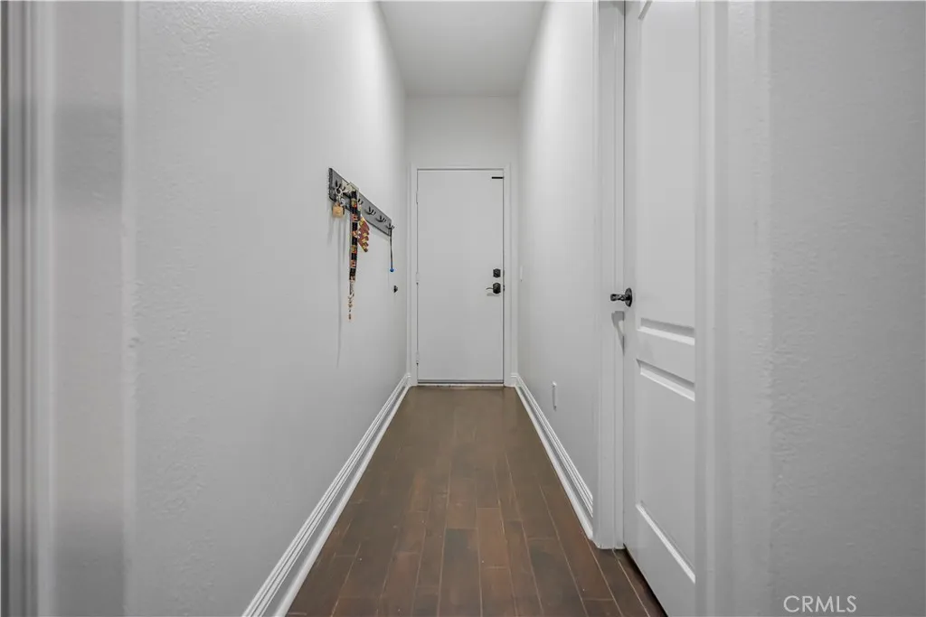 35488 Sumac Avenue, Murrieta, California 92562 home-pic-12