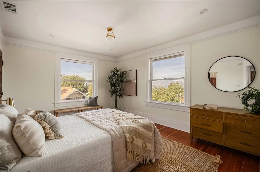 5301 Abbott Place, Los Angeles, California 90042 home-pic-35