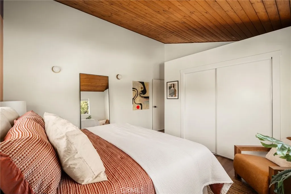 5301 Abbott Place, Los Angeles, California 90042 home-pic-26