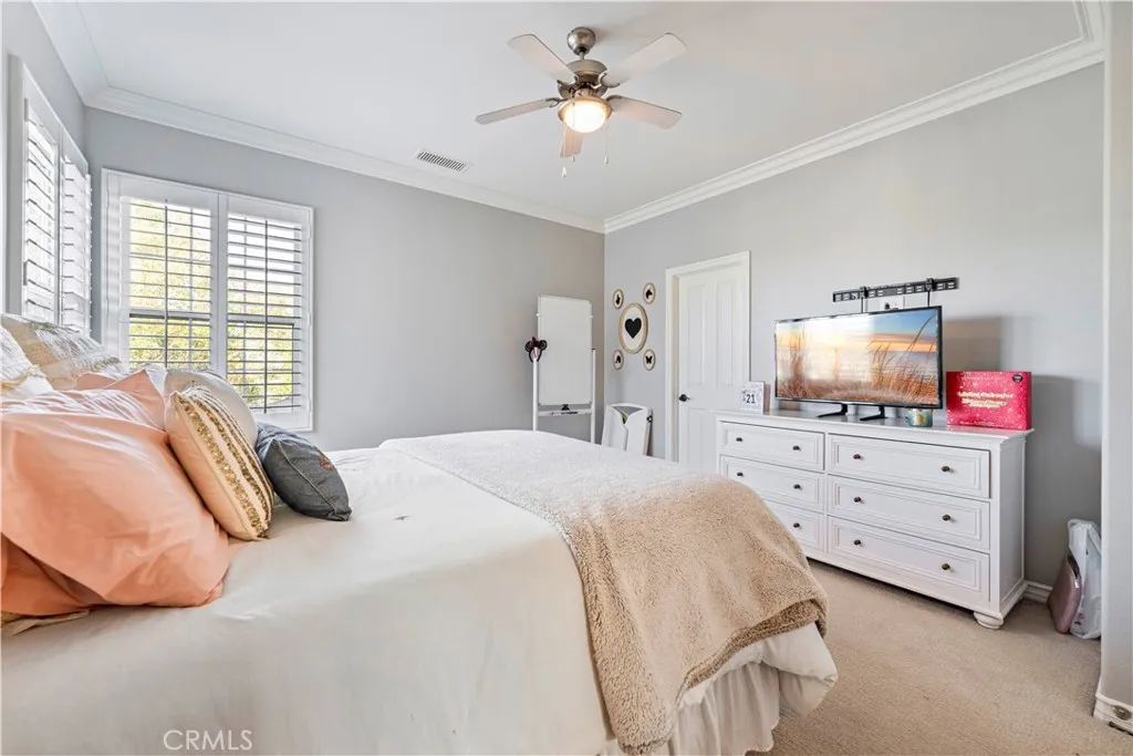 26101 Knoll Court, Valencia, California 91381 home-pic-34