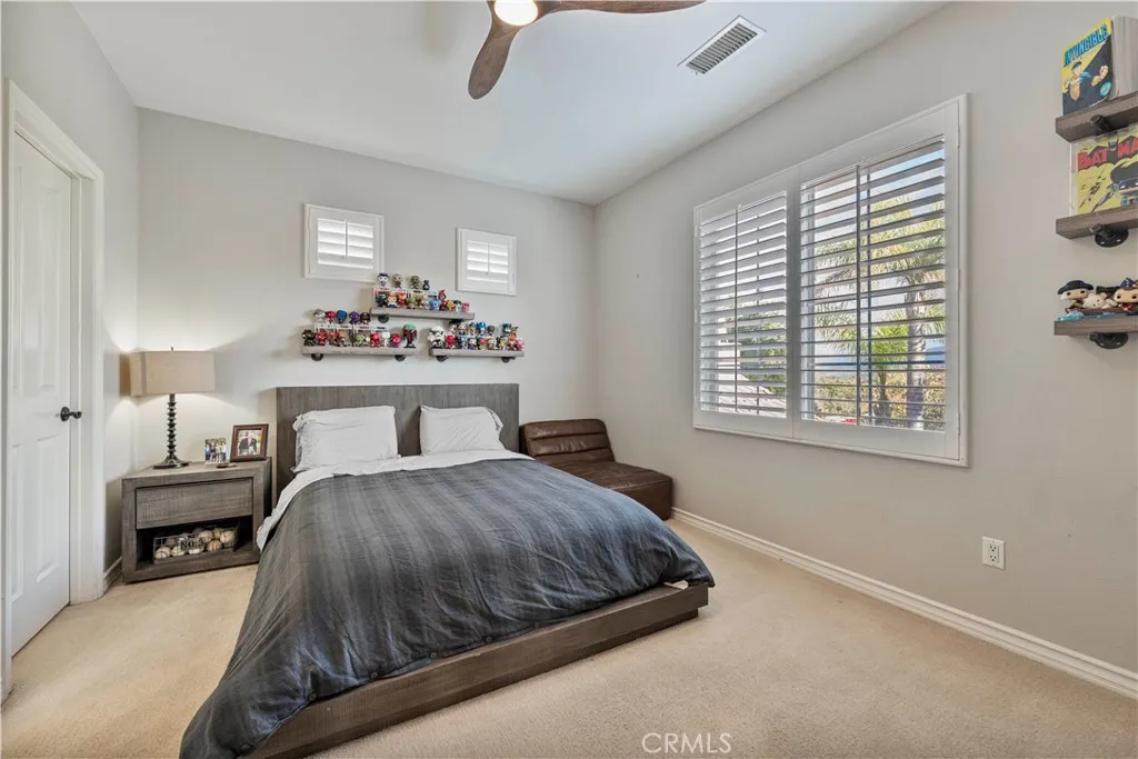 26101 Knoll Court, Valencia, California 91381 home-pic-25