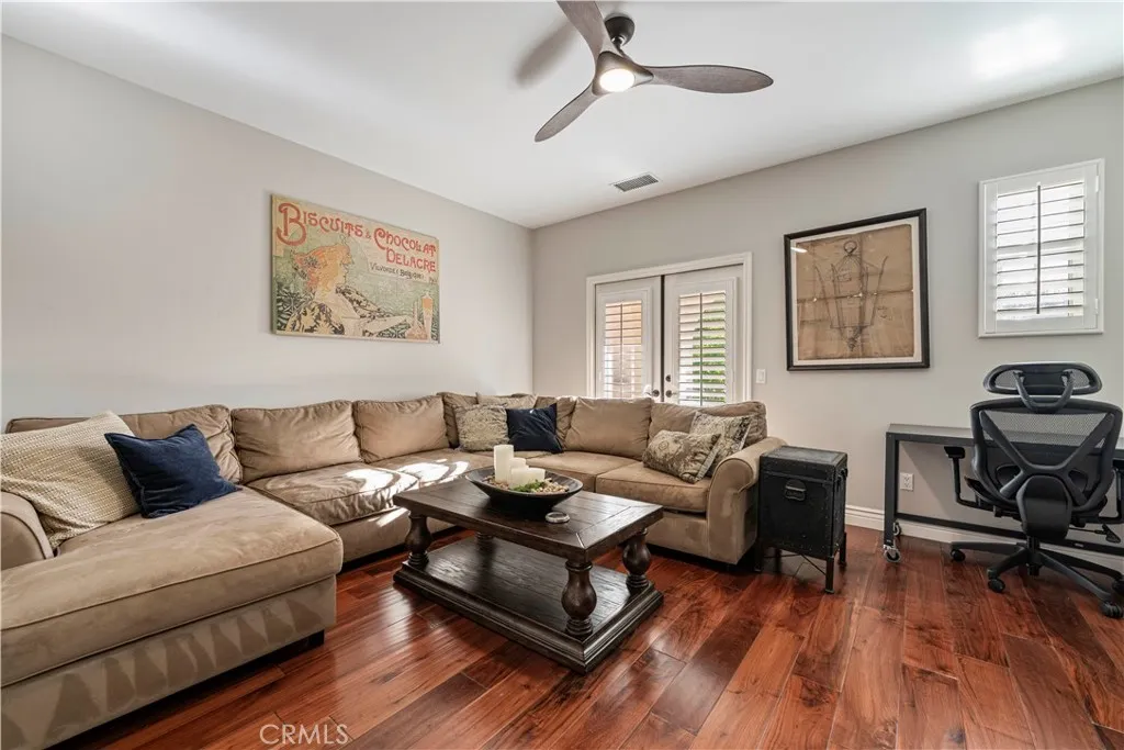 26101 Knoll Court, Valencia, California 91381 home-pic-28