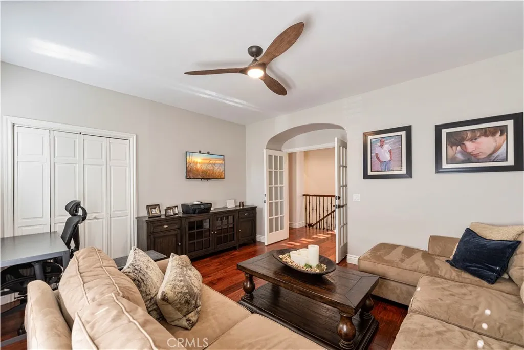 26101 Knoll Court, Valencia, California 91381 home-pic-29
