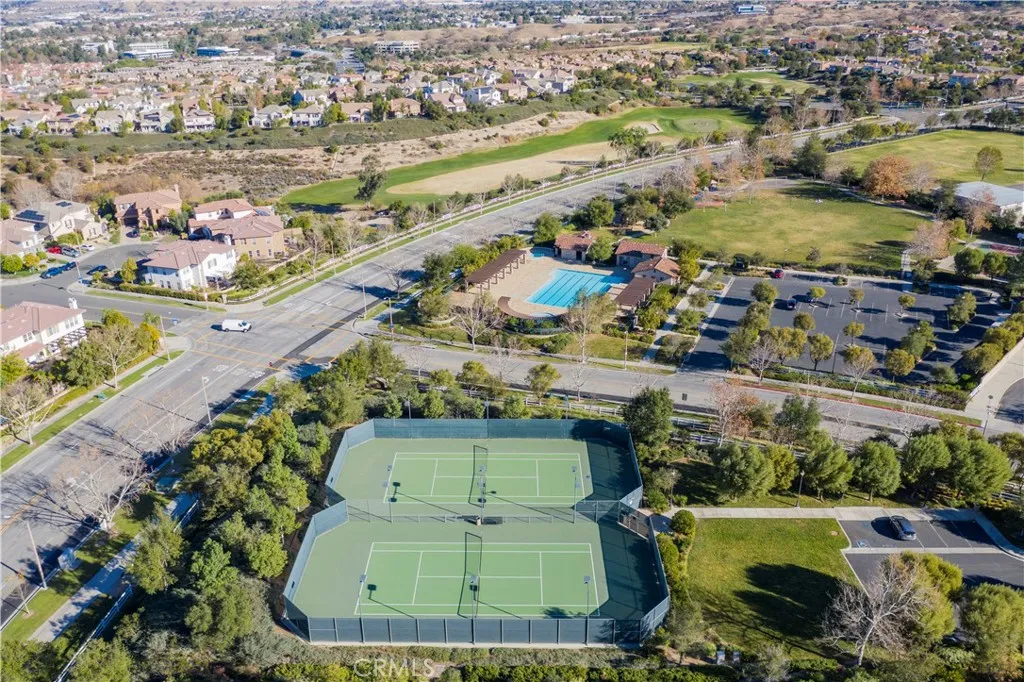26101 Knoll Court, Valencia, California 91381 home-pic-49
