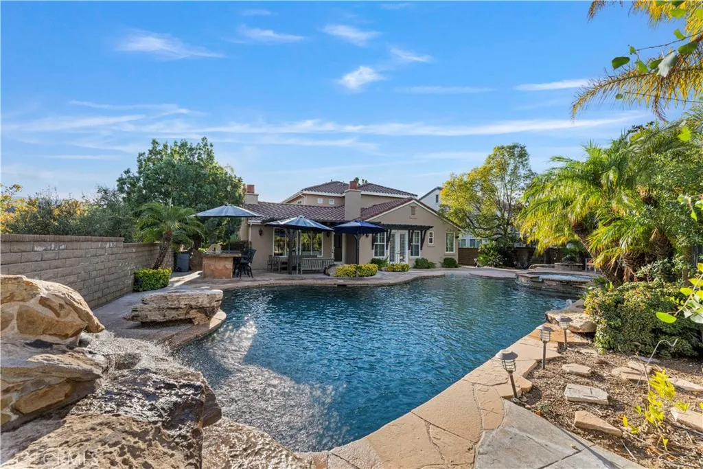 26101 Knoll Court, Valencia, California 91381 home-pic-41