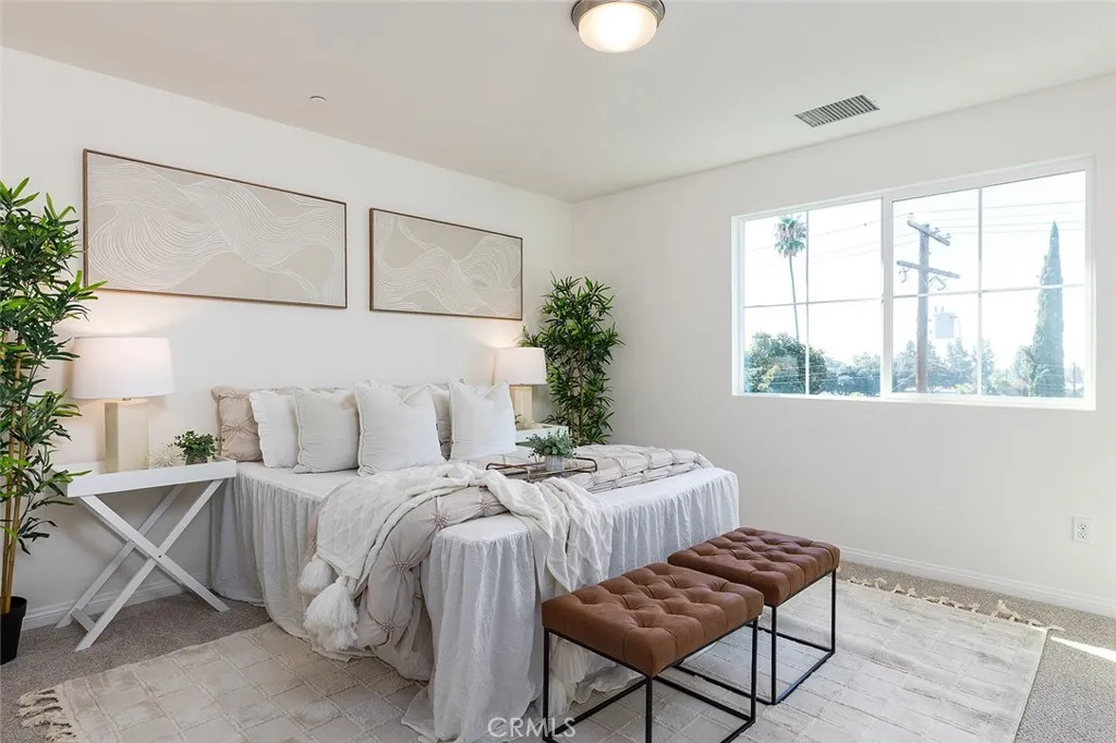 337 N Fenimore, Azusa, California 91702 home-pic-18