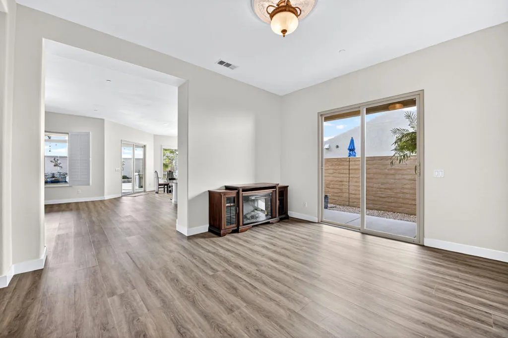 39313 Camino Las Hoyes, Indio, California 92203 home-pic-20