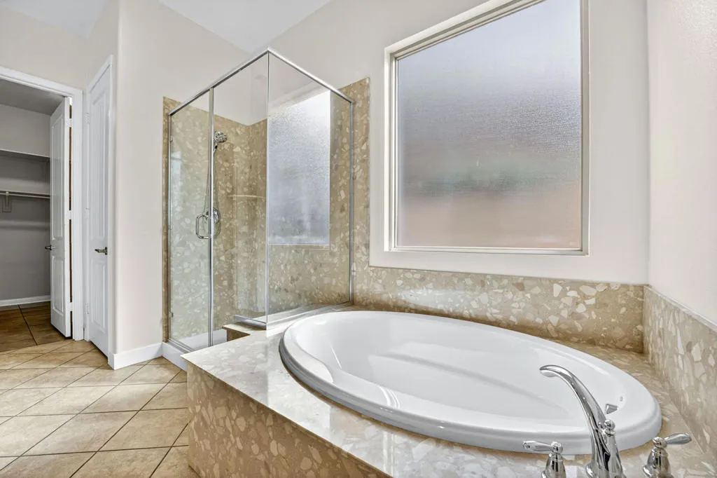 39313 Camino Las Hoyes, Indio, California 92203 home-pic-29