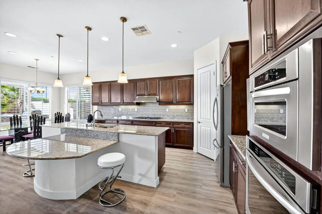 39313 Camino Las Hoyes, Indio, California 92203 home-pic-13