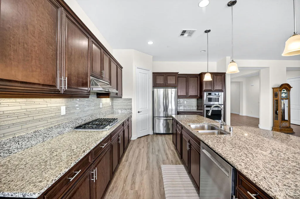 39313 Camino Las Hoyes, Indio, California 92203 home-pic-15