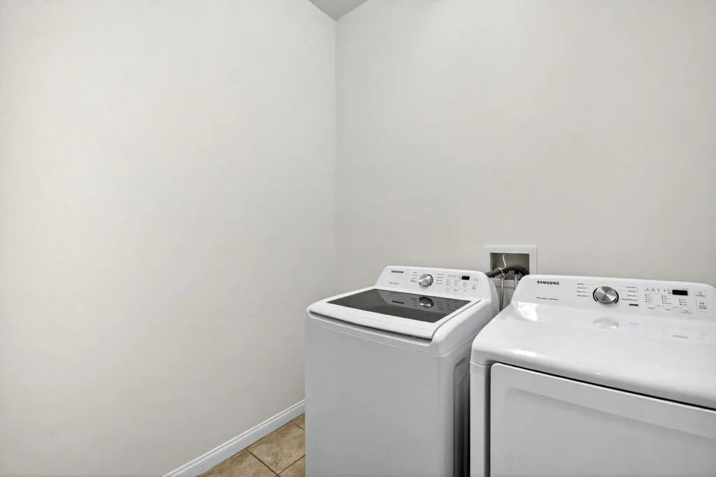 39313 Camino Las Hoyes, Indio, California 92203 home-pic-40