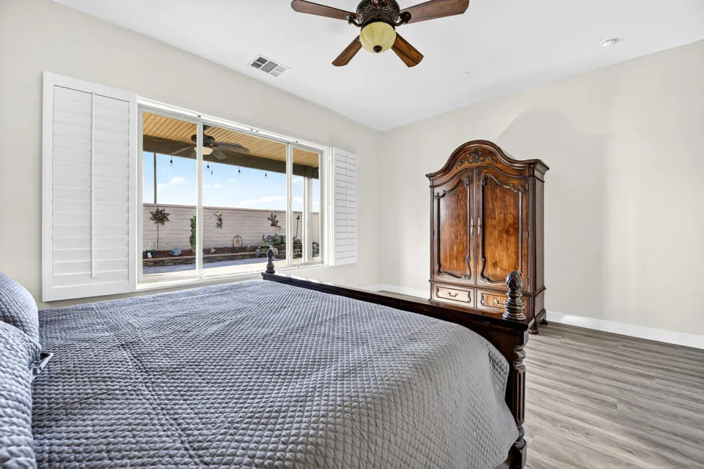 39313 Camino Las Hoyes, Indio, California 92203 home-pic-25