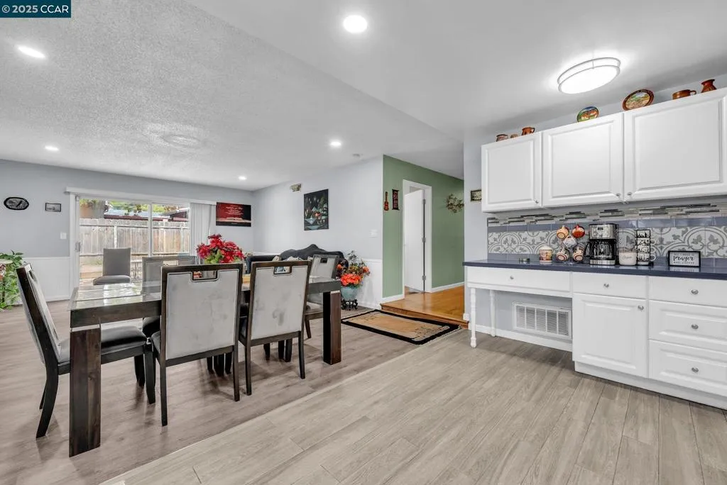 1016 San Carlos Dr, Antioch, California 94509 home-pic-14
