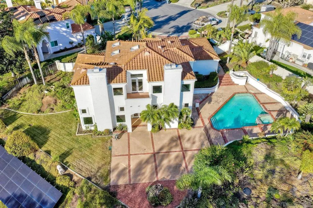 1930 Mountain Valley Lane, Escondido, California 92029 home-pic-48
