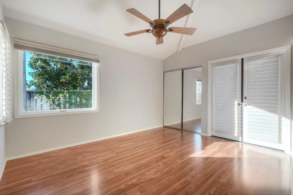 1930 Mountain Valley Lane, Escondido, California 92029 home-pic-18