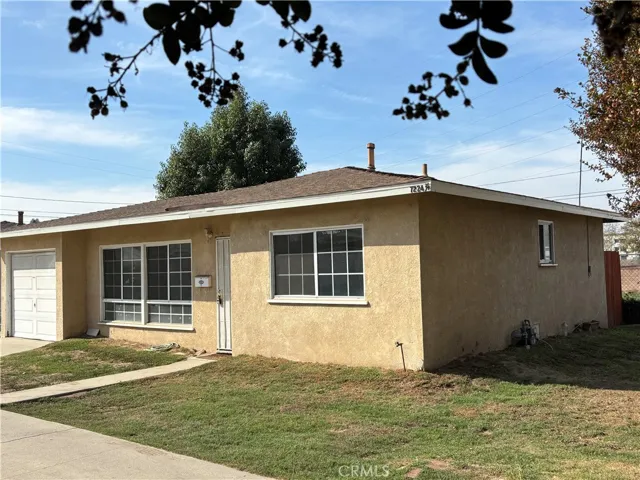 7224 1/4 Florence Avenue, Downey, California 90240