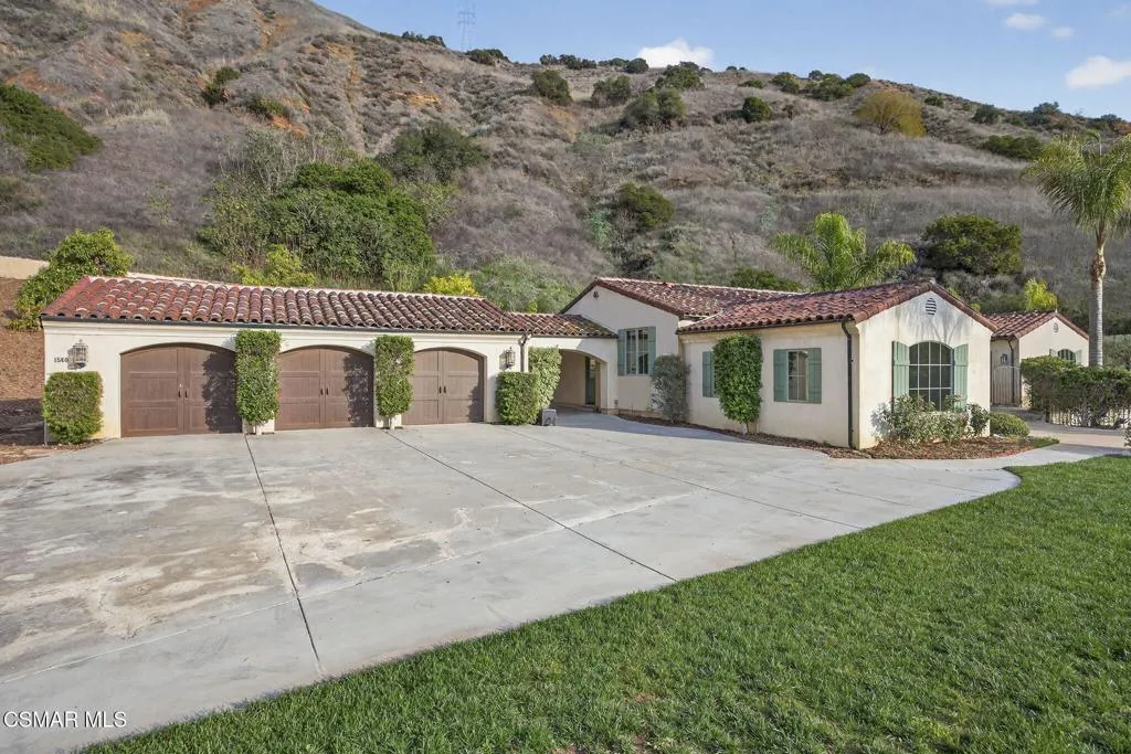 1560 Goodenough Road, Fillmore, California 93015 home-pic-46