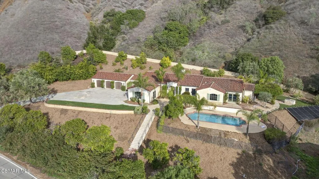 1560 Goodenough Road, Fillmore, California 93015 home-pic-1