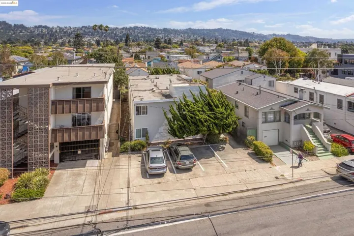 Aerial View – Property & Surroundings