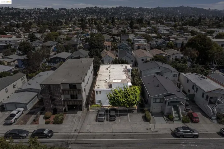 Aerial View – Property Highlight (Shaded)
