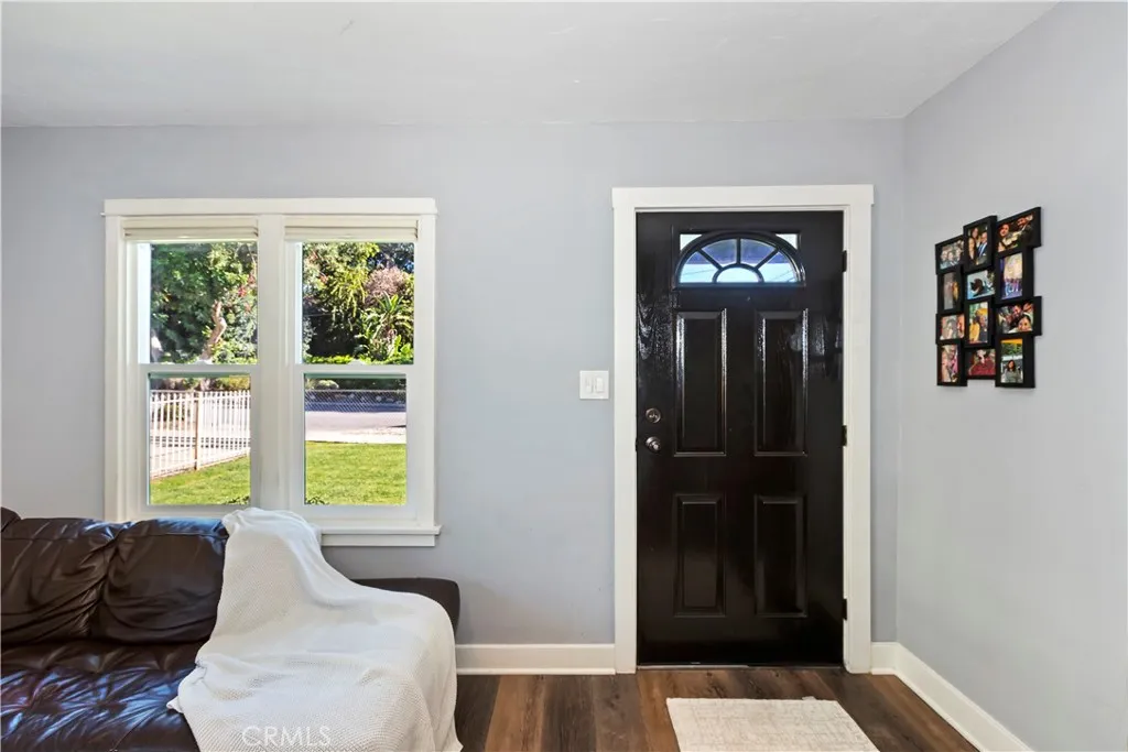 313 N 8th, Upland, California 91786 home-pic-7