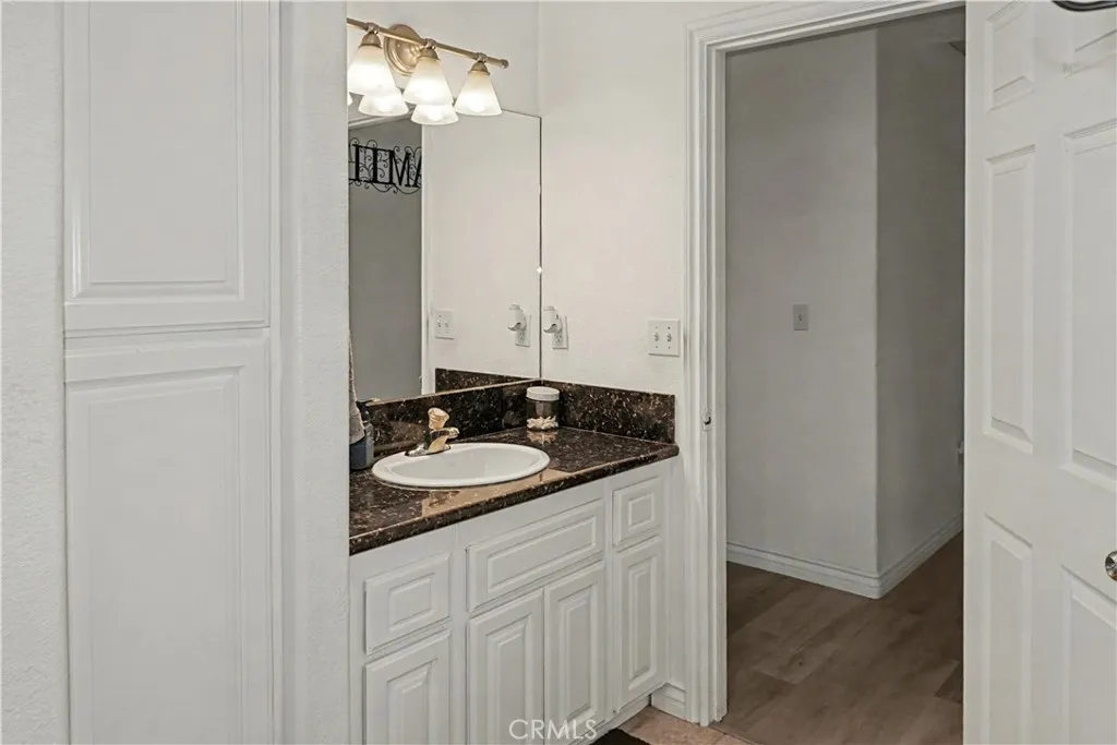 30788 Buenos Aires, Lucerne Valley, California 92356 home-pic-27