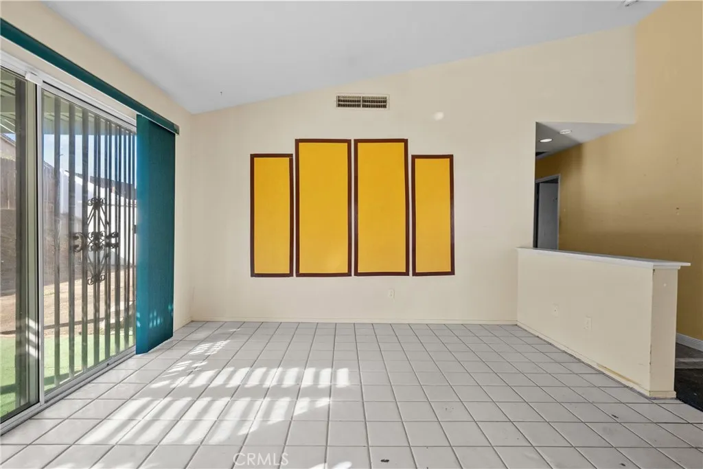 3110 Viana Dr, Palmdale, California 93550 home-pic-16
