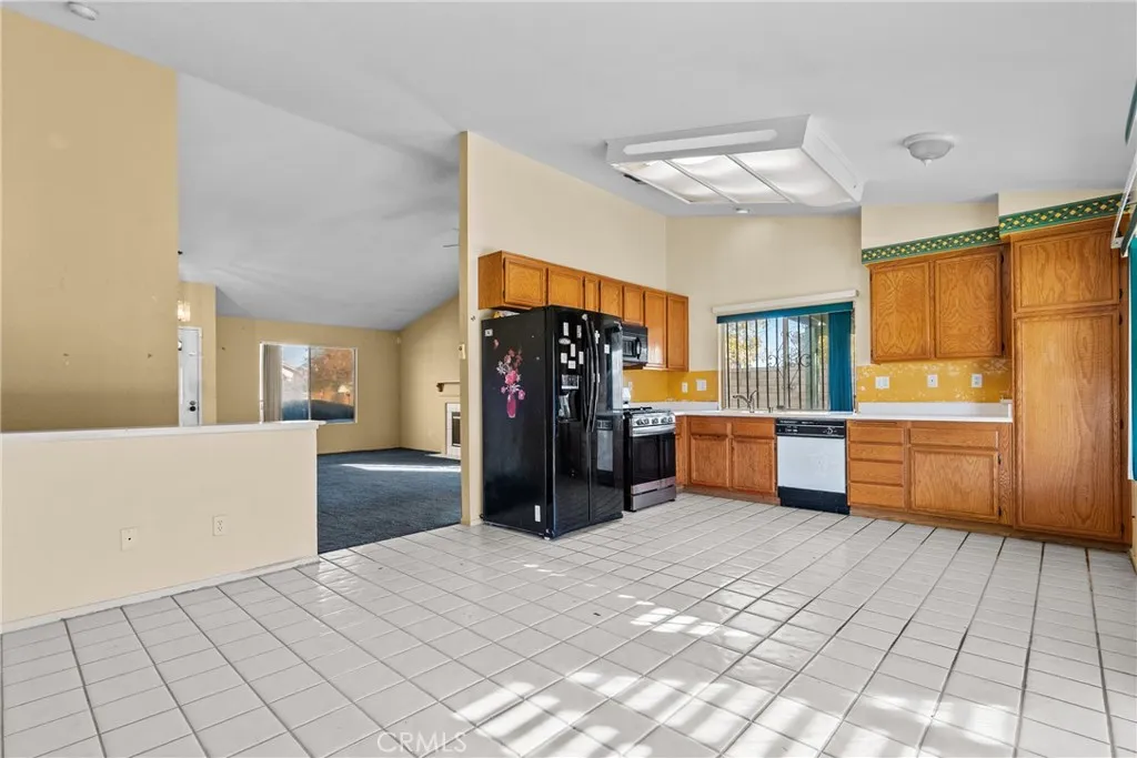 3110 Viana Dr, Palmdale, California 93550 home-pic-17
