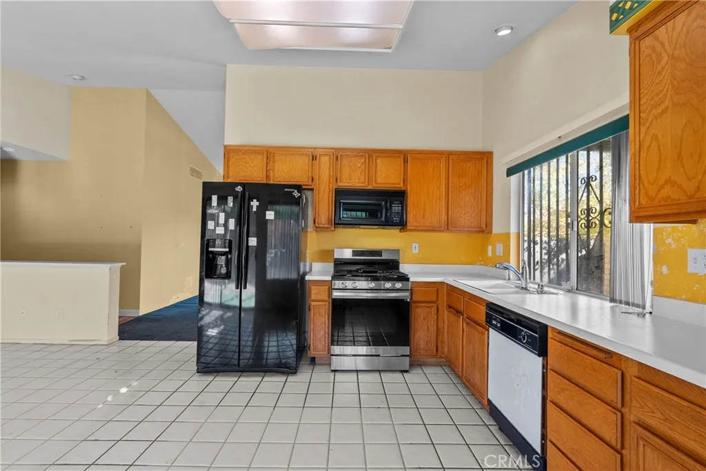 3110 Viana Dr, Palmdale, California 93550 home-pic-20