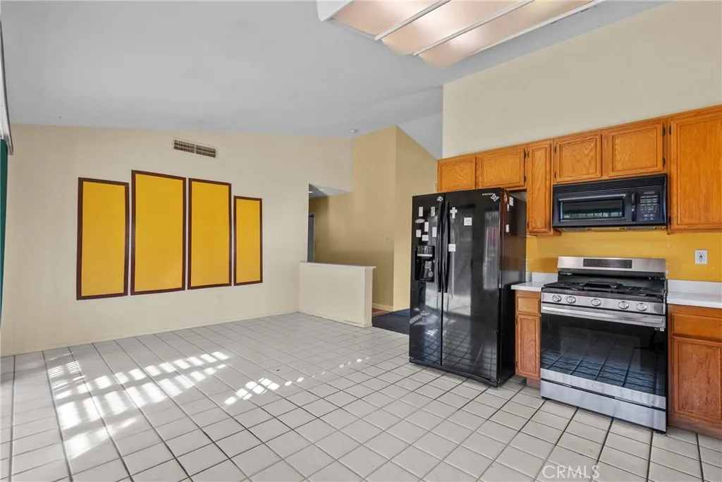 3110 Viana Dr, Palmdale, California 93550 home-pic-21