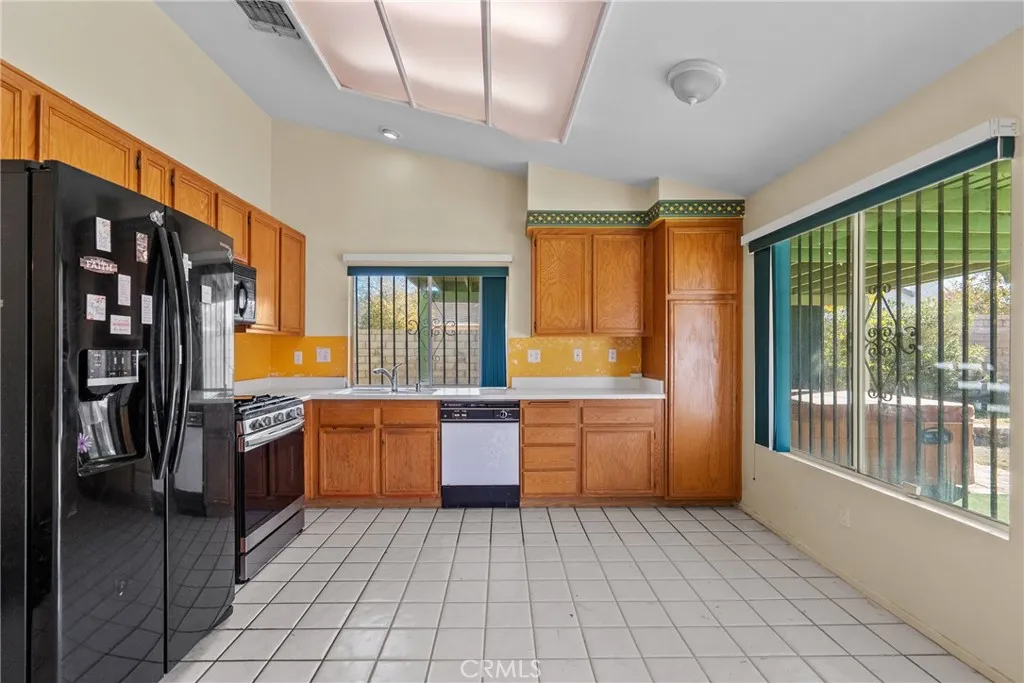 3110 Viana Dr, Palmdale, California 93550 home-pic-18