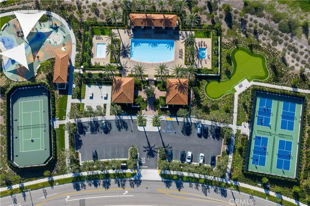 126 Sunnyside, Irvine, California 92618 home-pic-13