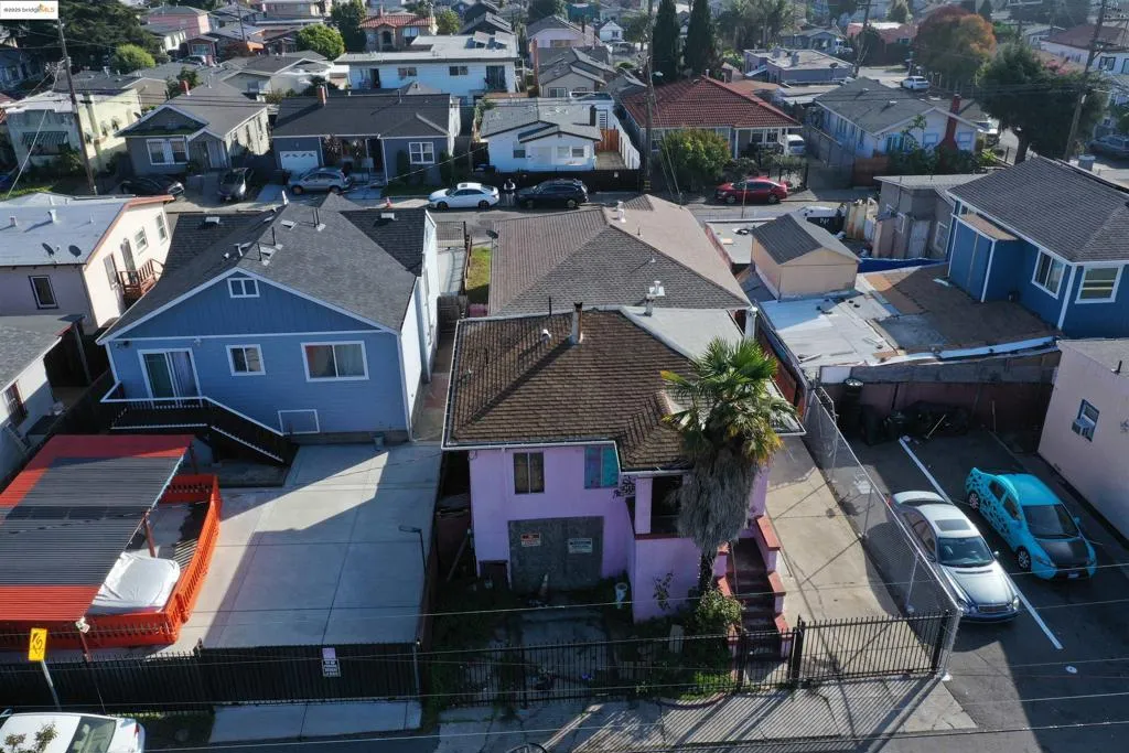 1615 69th Ave, Oakland, California 94621 home-pic-13
