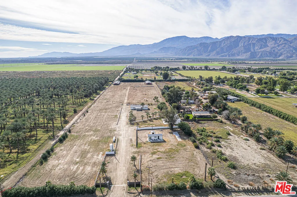 84455 61st Avenue, Thermal, California 92274 home-pic-52