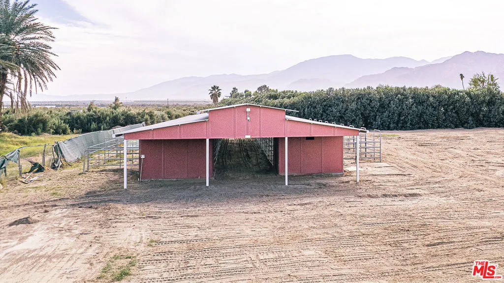 84455 61st Avenue, Thermal, California 92274 home-pic-14