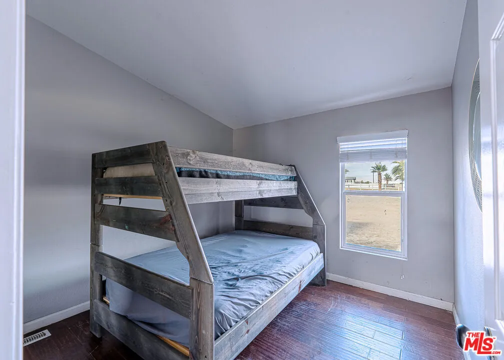 84455 61st Avenue, Thermal, California 92274 home-pic-45