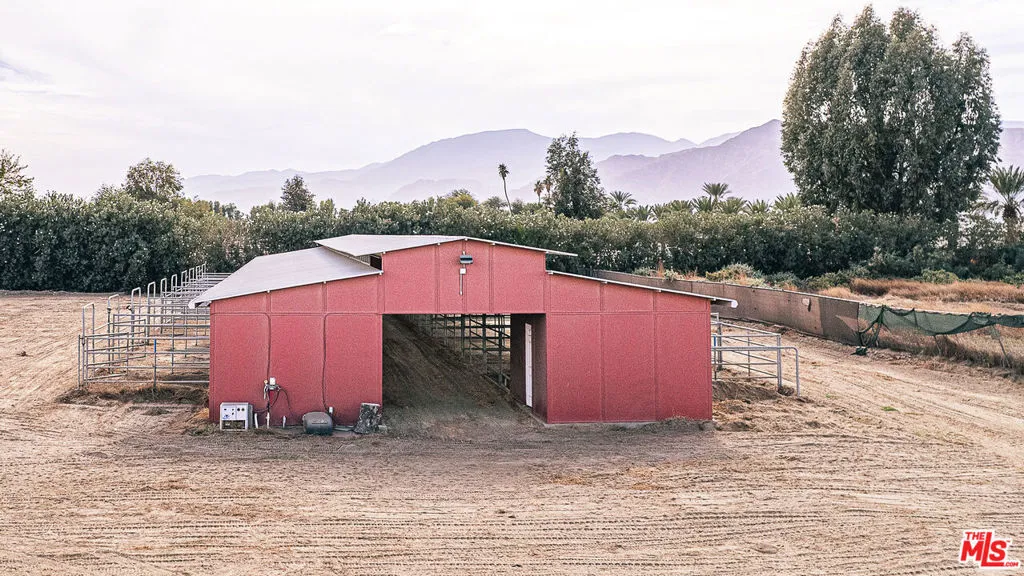 84455 61st Avenue, Thermal, California 92274 home-pic-16