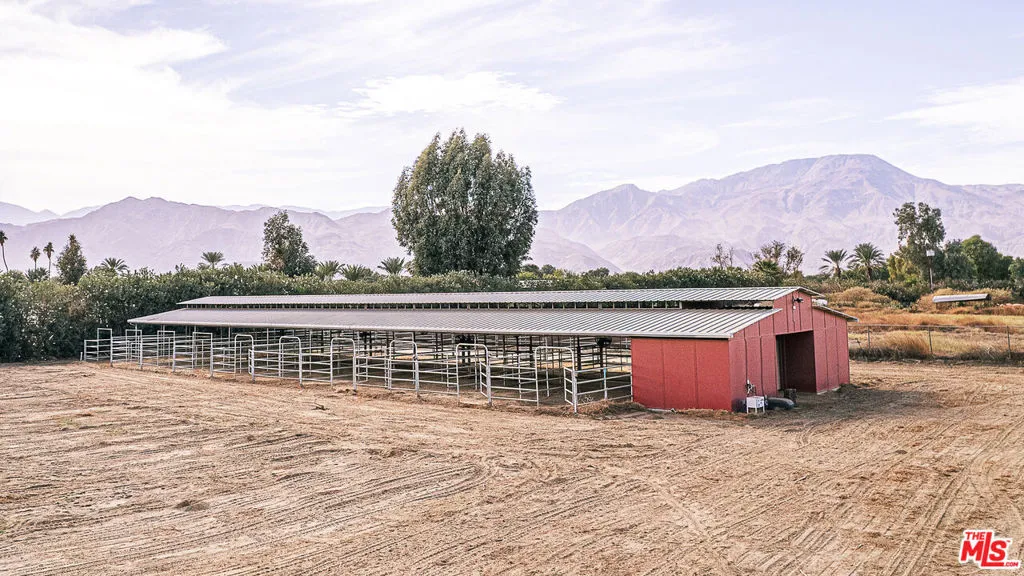 84455 61st Avenue, Thermal, California 92274 home-pic-17