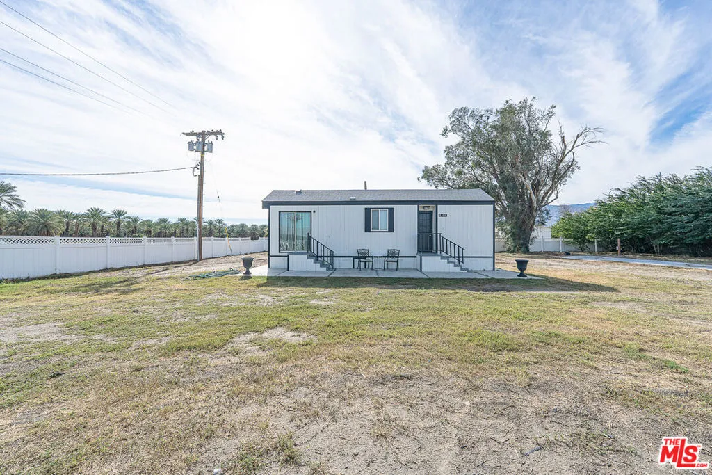 84455 61st Avenue, Thermal, California 92274 home-pic-48