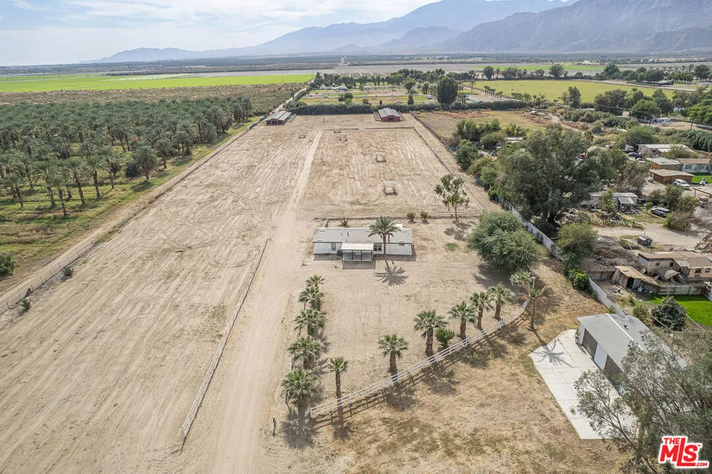 84455 61st Avenue, Thermal, California 92274 home-pic-12