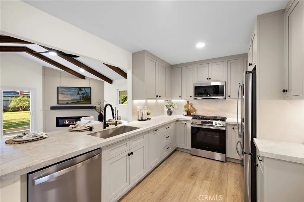 12941 Keith Place, Tustin, California 92780 home-pic-7