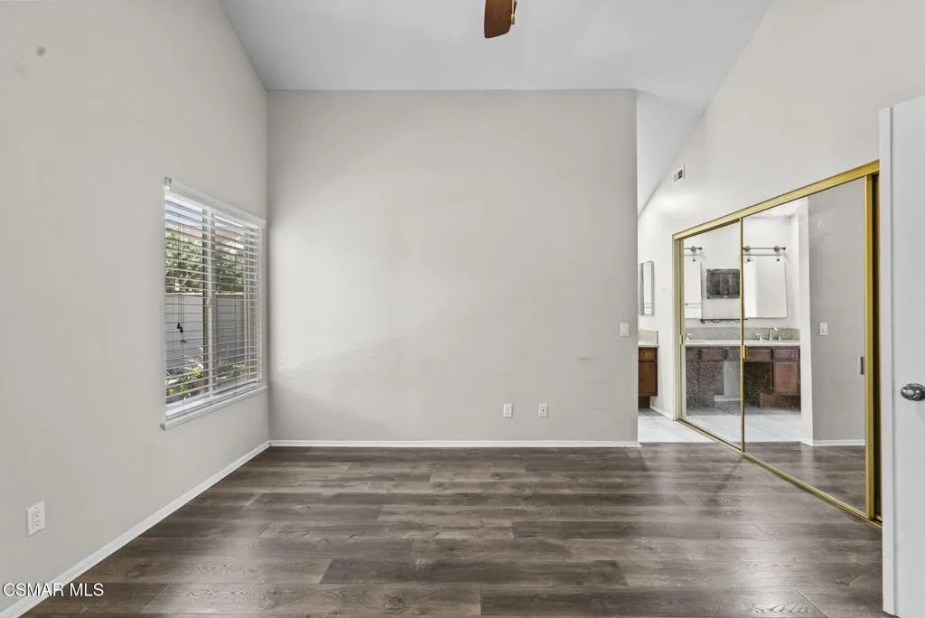 2508 Glenhurst Court, Simi Valley, California 93063 home-pic-22