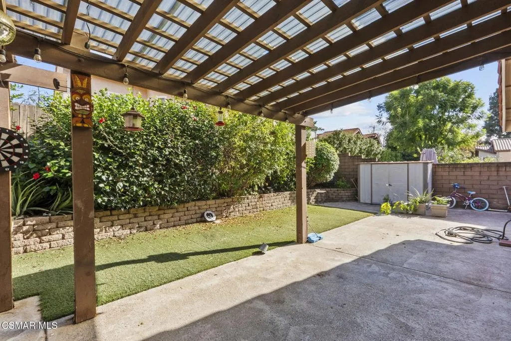 2508 Glenhurst Court, Simi Valley, California 93063 home-pic-31